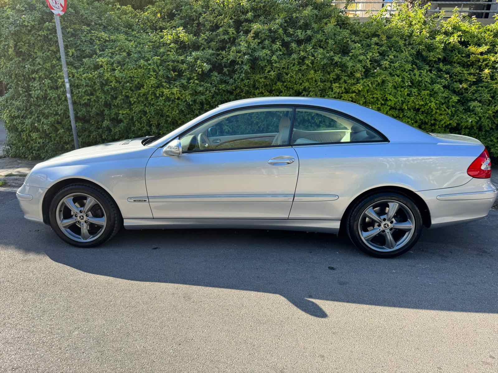 
								MERCEDES CLK 200 full									
