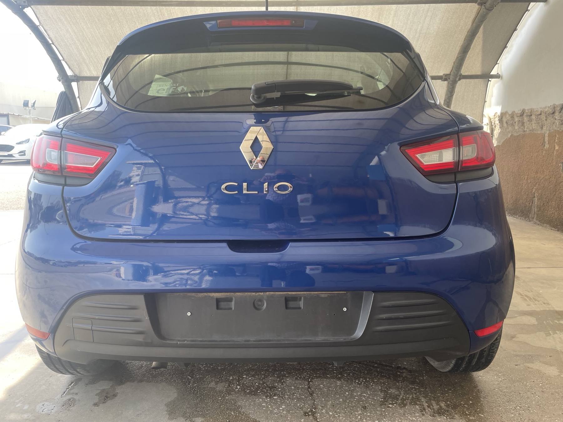 
								RENAULT CLIO full									