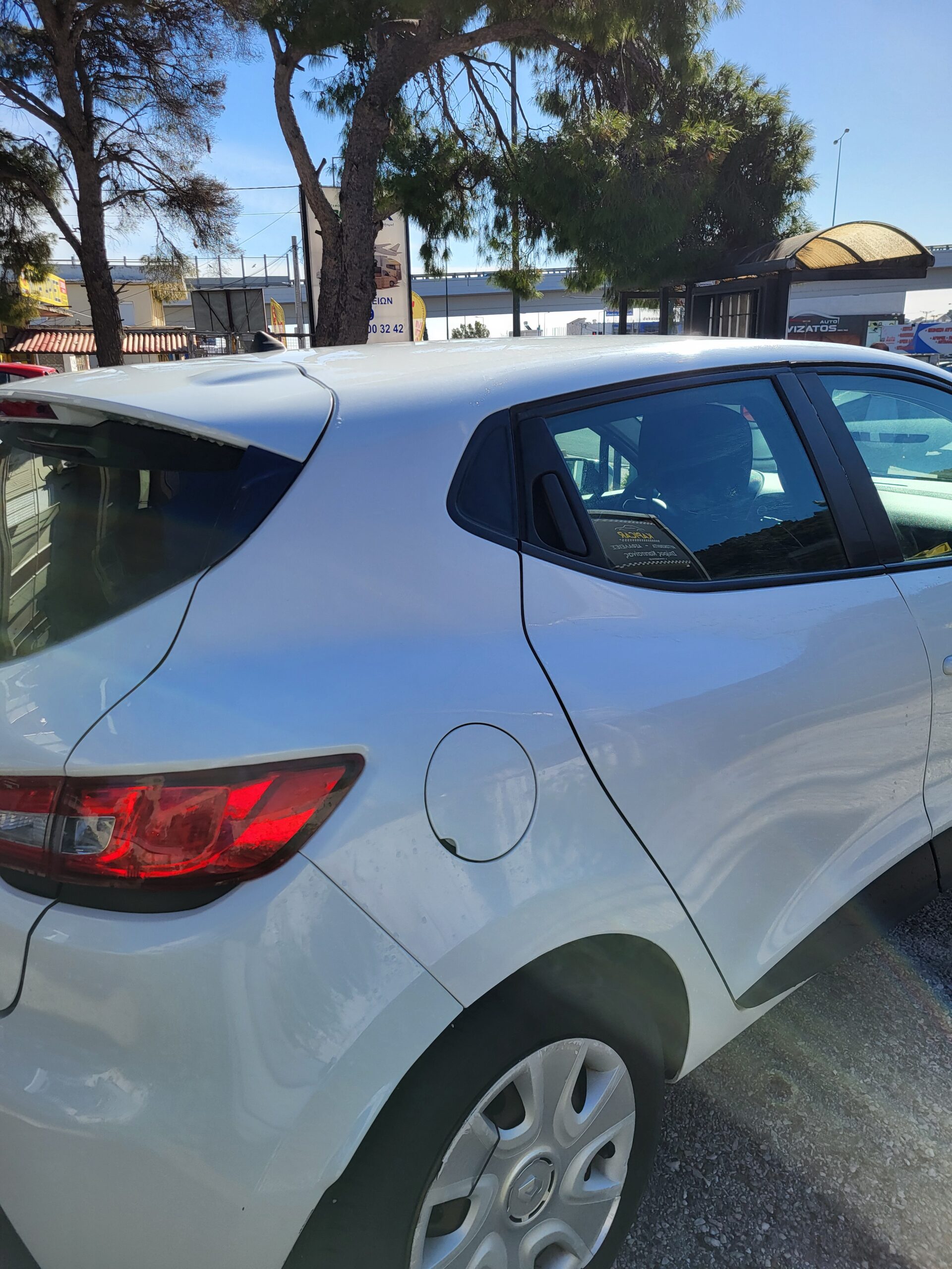 
								RENAULT CLIO full									