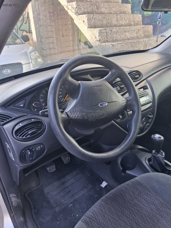 
								FORD FOCUS full									