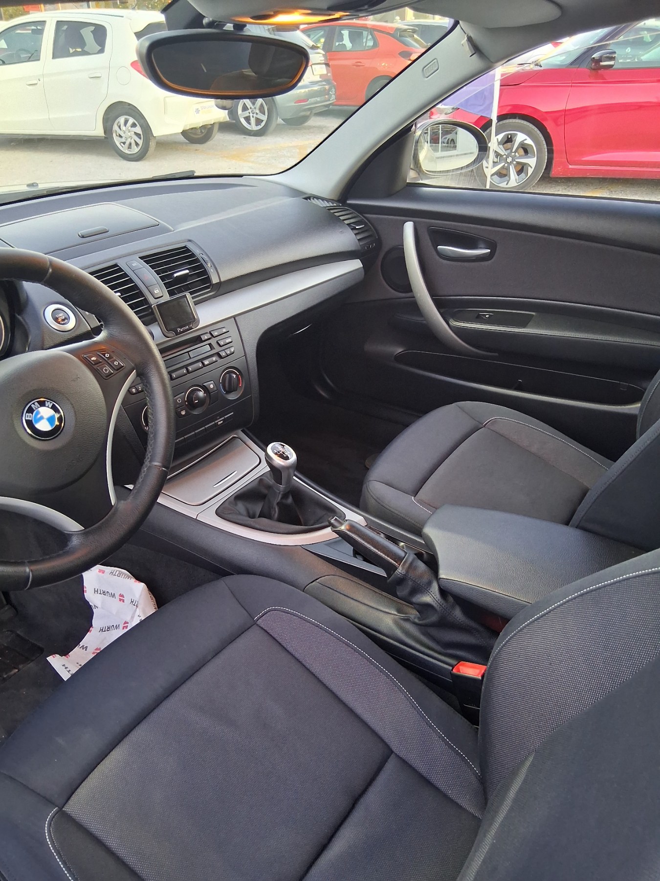 
								BMW 116 full									