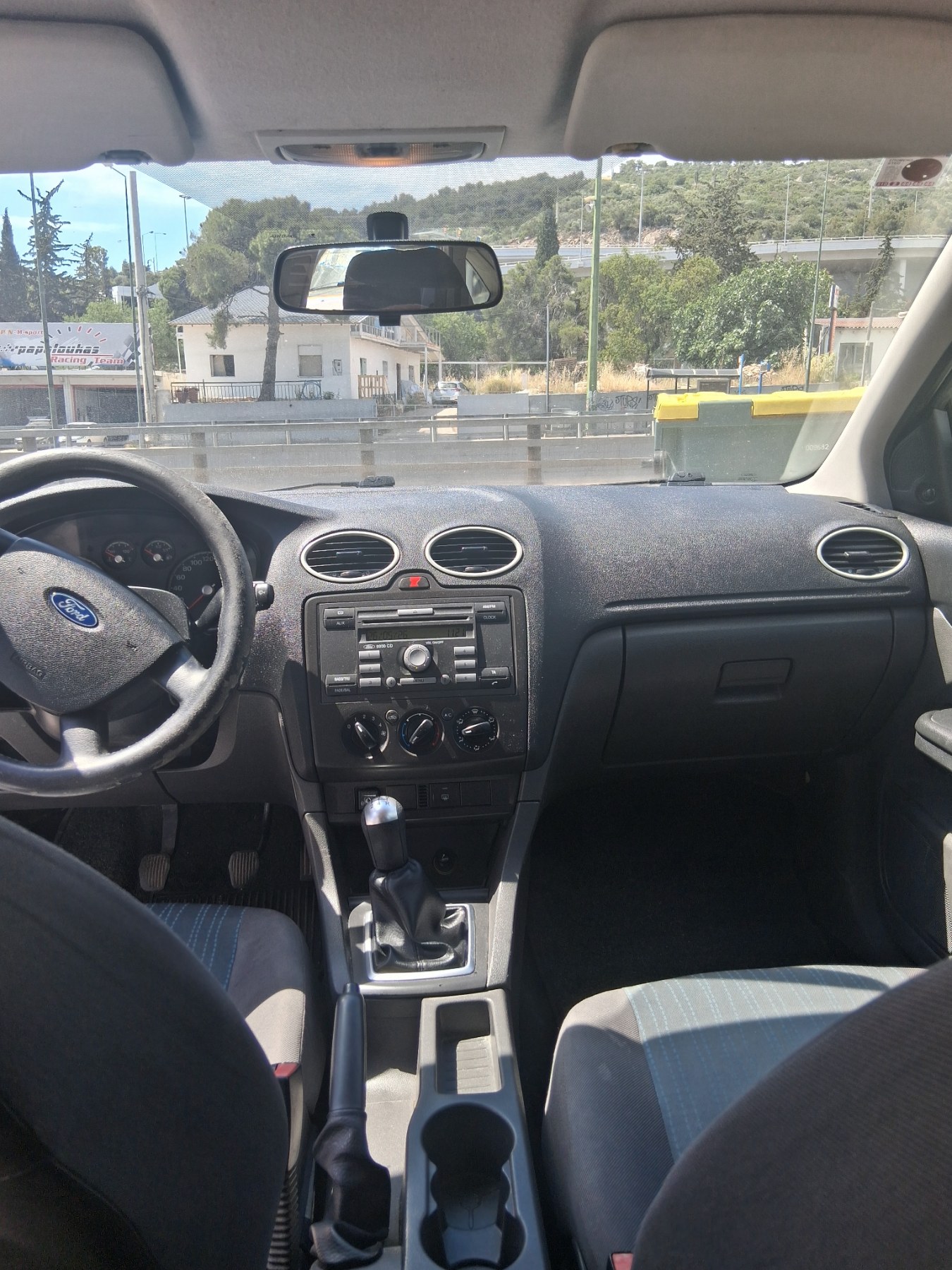 
								FORD FOCUS full									