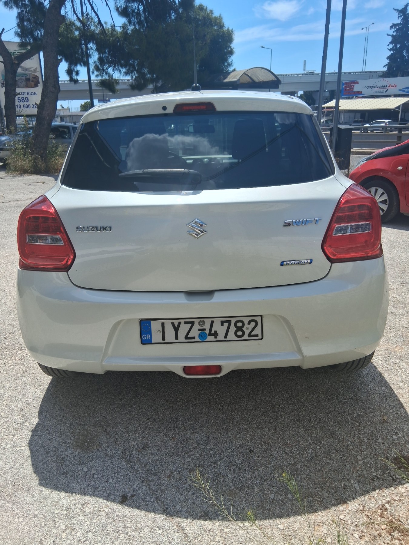 
								SUZUKI SWIFT full									